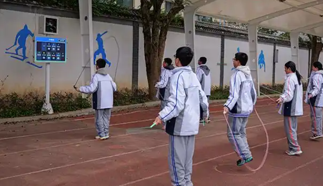 教师主导的底线真实为每个学生的生长注入精准助力与温暖关心 教师主导的底线真实为每个学生的生长注入精准助力与温暖关心